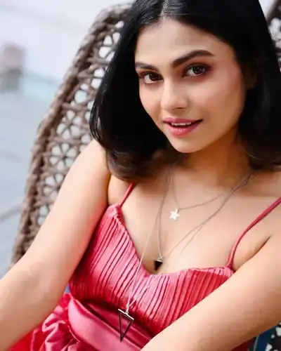 Call Girls Service in Ondal